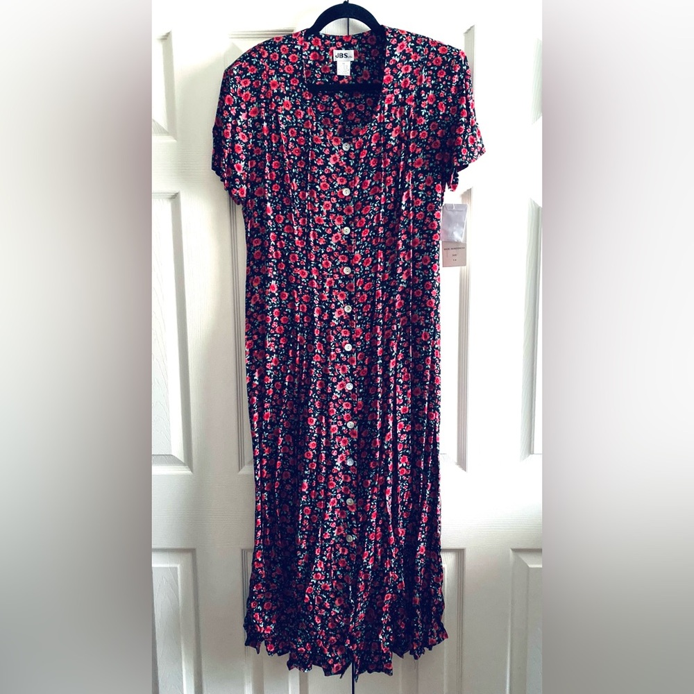 JBS BUTTON FRONT SHORT SLEEVE FLORAL MIDI DRESS Red Black 14